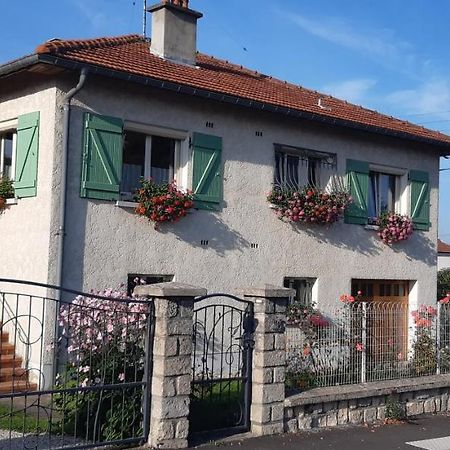 Chez Evelyne Chambre D'Hotes Chez L'Habitant Verdun-sur-Meuse Dış mekan fotoğraf