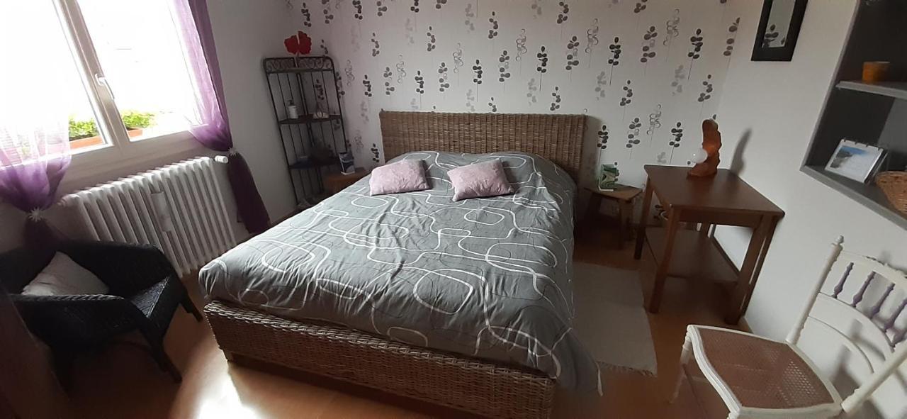Chez Evelyne Chambre D'Hotes Chez L'Habitant Verdun-sur-Meuse Dış mekan fotoğraf